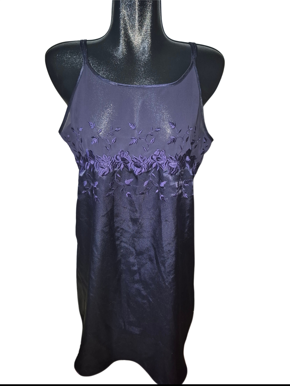 Gloria Vanderbilt 90's Purple Embroidered Satin Cami Nightgown Size L